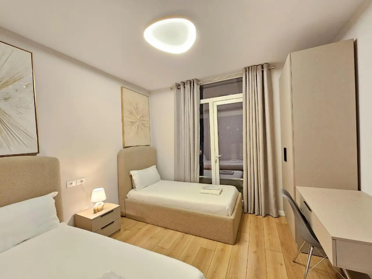 Apartment Miku Apartment-Modern 2Bedroom In Prime Location Tirana